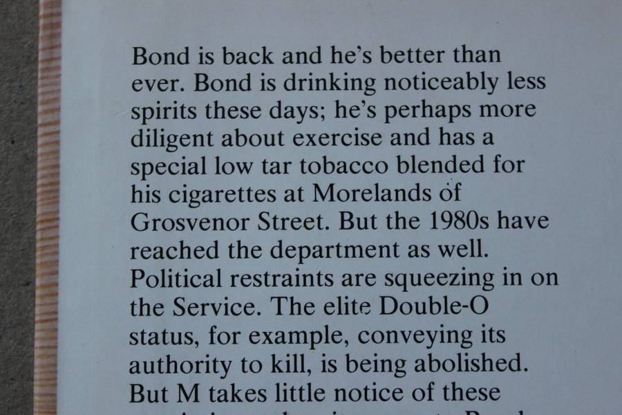 JAMES BOND 007: LICENCE RENEWED  by John Gardner