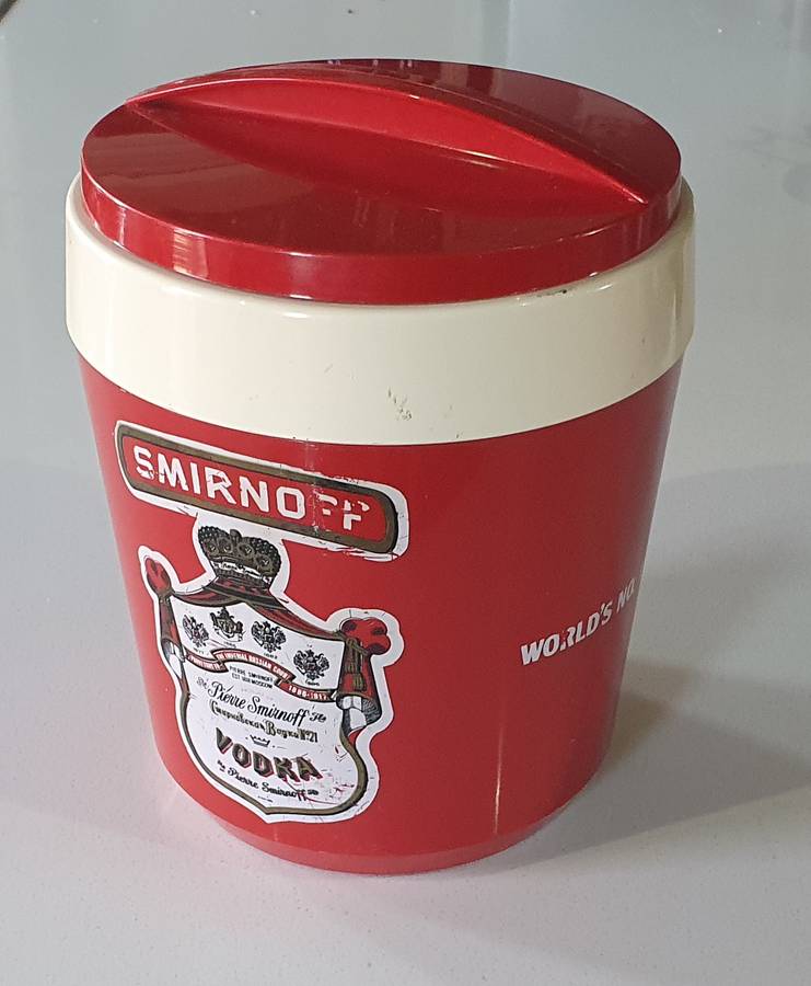 SMIRNOFF - worlds no.1 - ice backet
