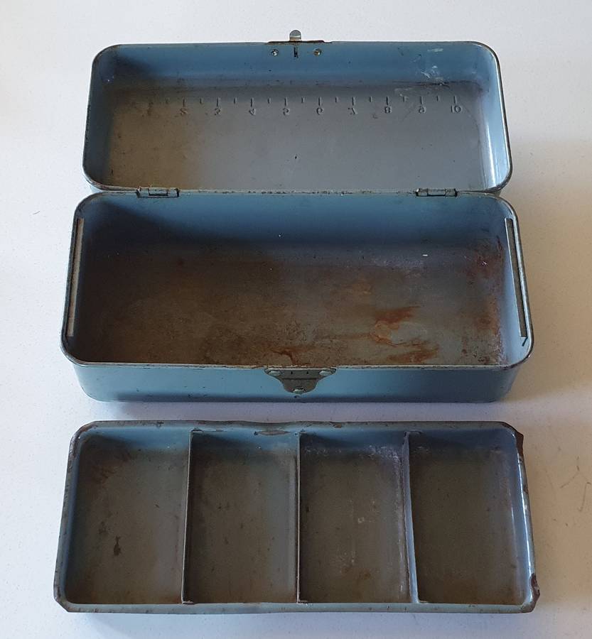 Vintage toolbox as per photos