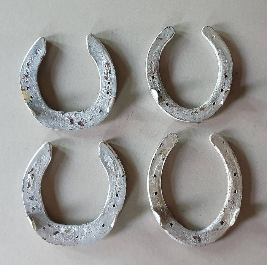 4x Steel Horseshoes as per photo