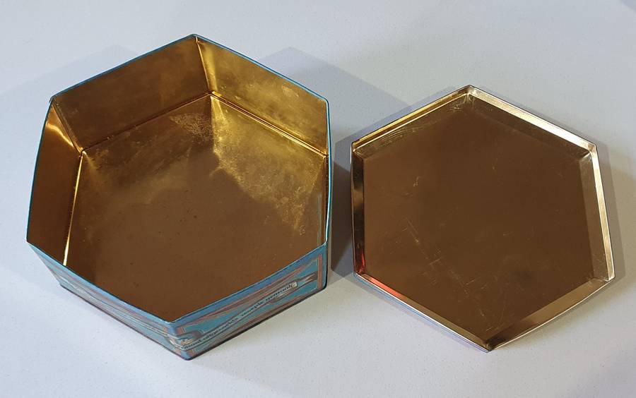 HOME STYLE COOKIES tin as per photos