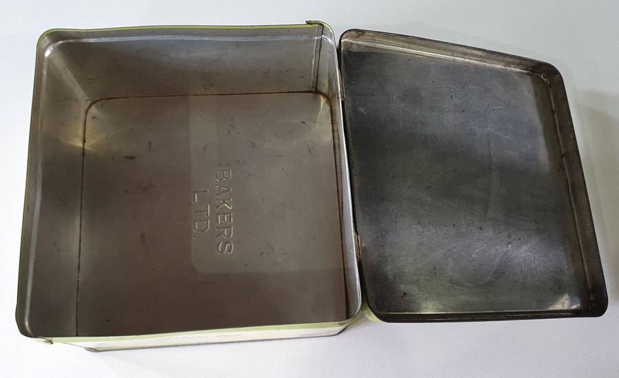 BAKERS biscuits tin as per photos