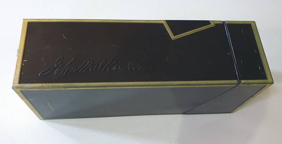 Johnnie Walker tin as per photos