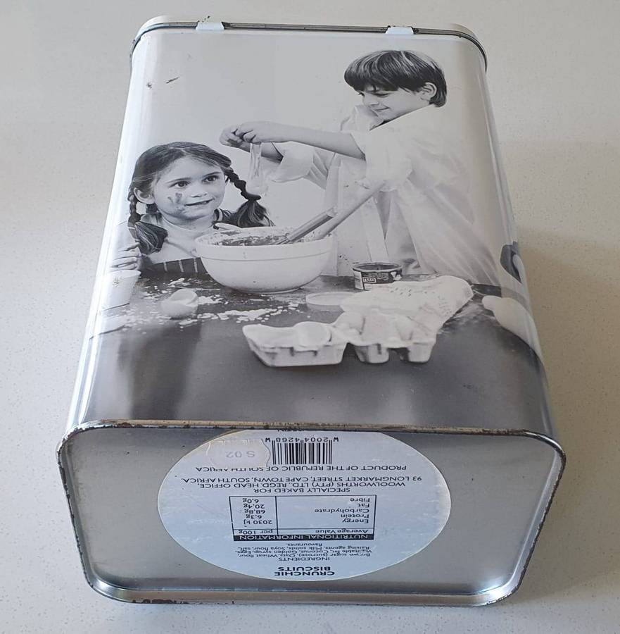 CRUNCHIE BISCUITS tin as per photo