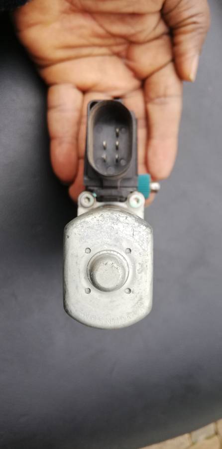 BMW E90 LHR WINDOW MOTOR 71002603