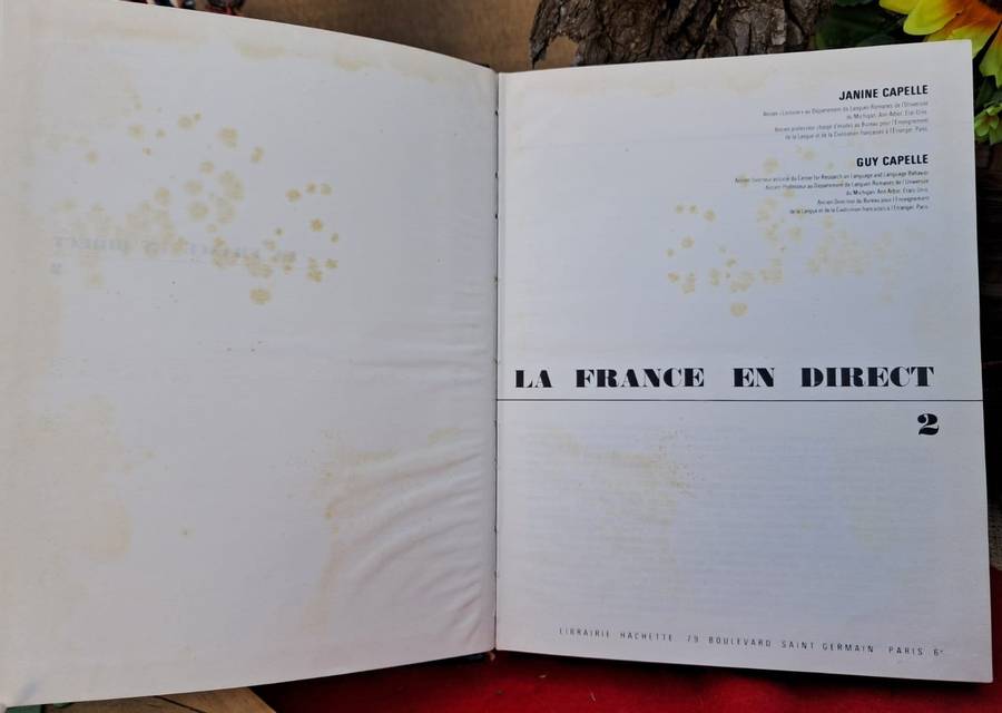 La France en Direct 2 - French Textbook (1970)
