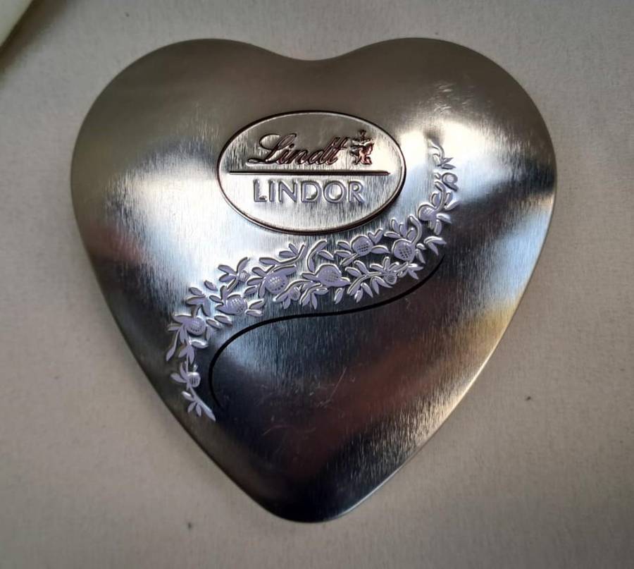 Collectible Tin - Lindt LIndor Gold Heart 50g
