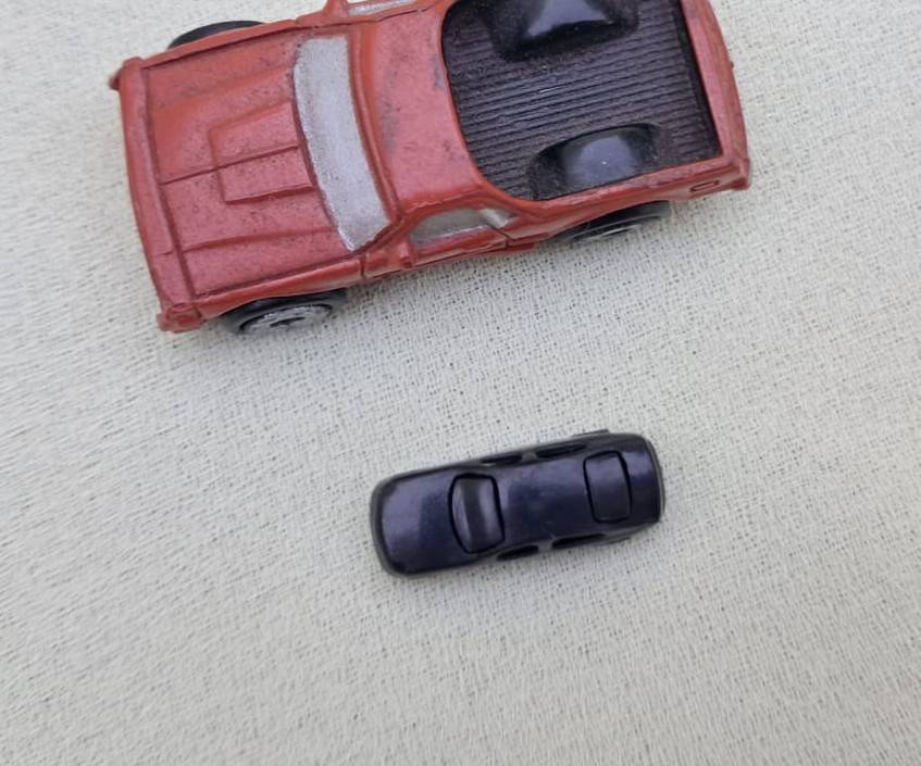 Miniature Scale Plastic Car - Black 1:300