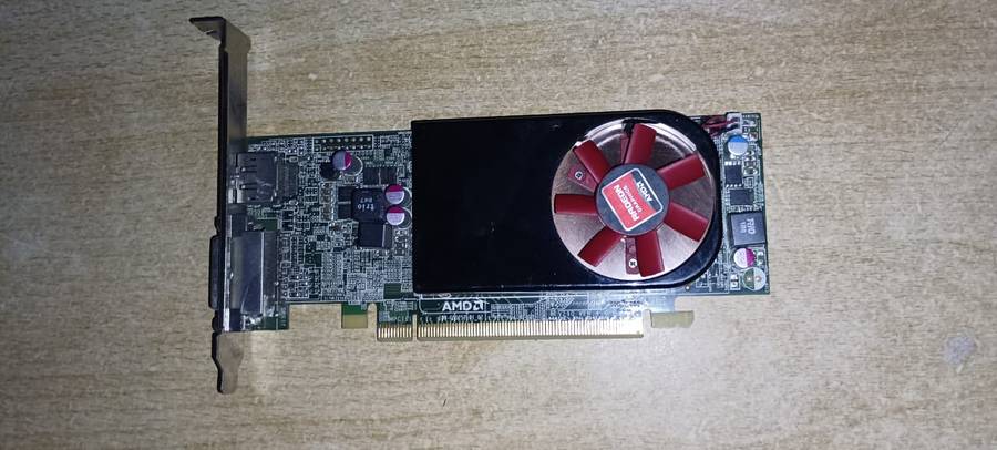 AMD Radeon (TM) R7 250 graphics card