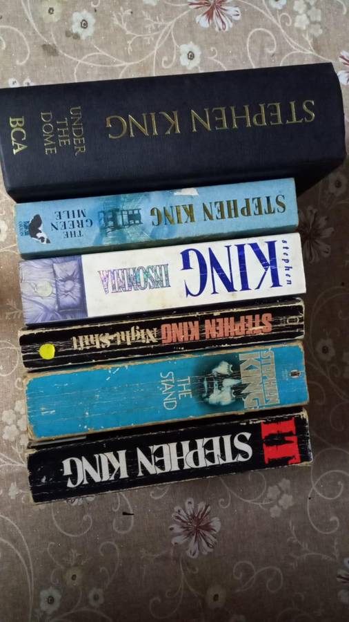 Stephen King books x 6