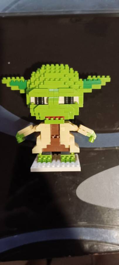 Yoda lego figure as is