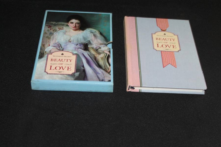Victoria's Secret 3 books
