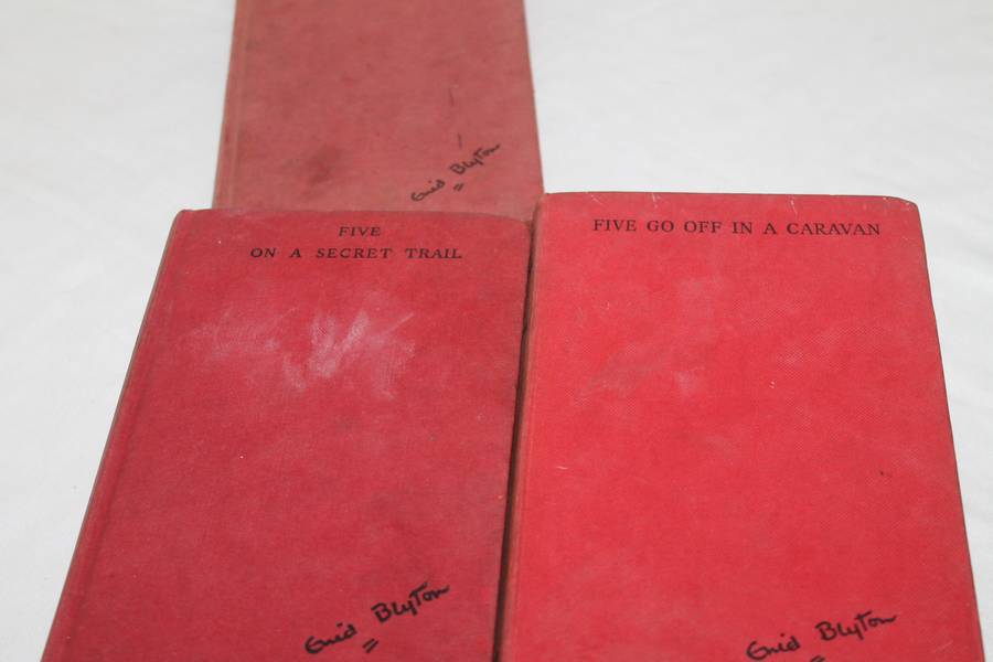 7 Assorted Enid Blyton Books