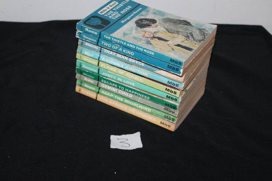 10 Mills and Boon Novels No 3