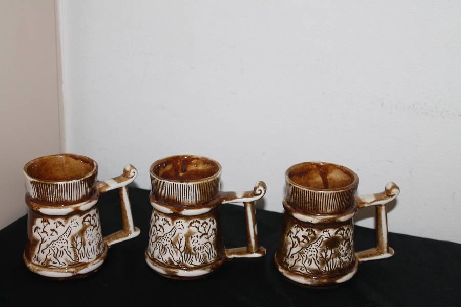 Vintage Crescent 6 Coffee Mugs (Kruger Park Theme)