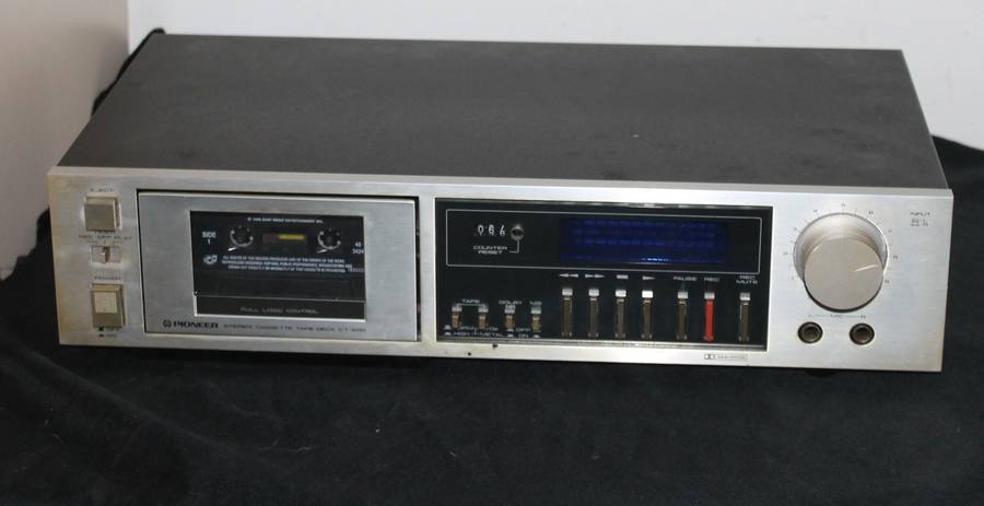 Pioneer Tape Deck