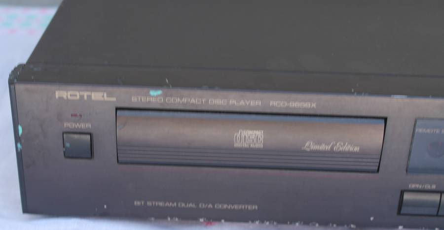 Rotel  RCD 965BX CD Player Read description