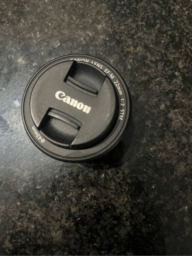 CANON 22mm f/2 EF-M STM Prime lens