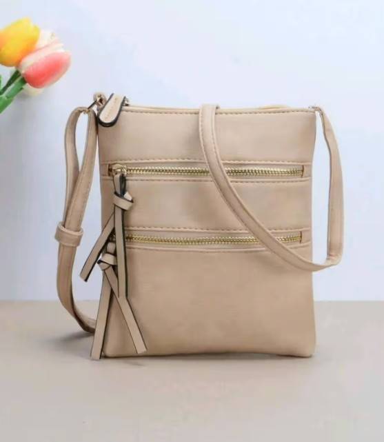 Women Shoulder/ Crossbody Bag