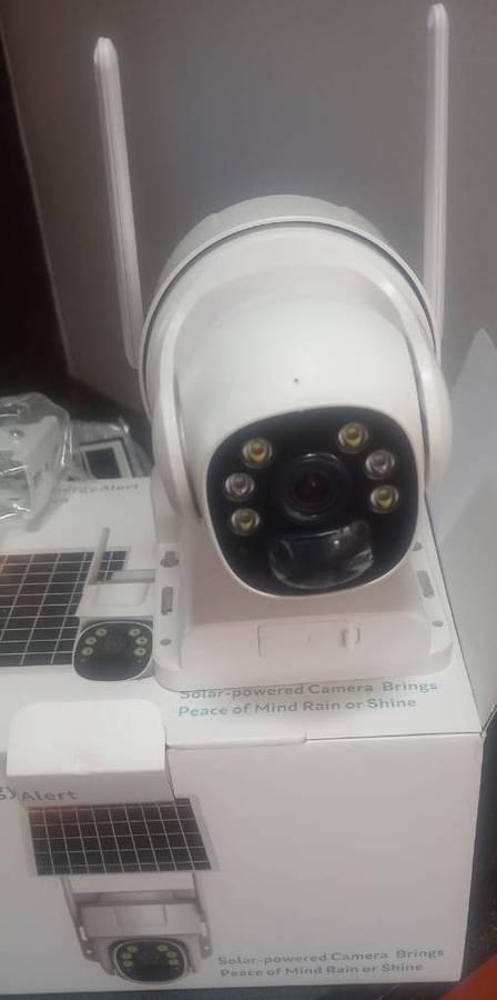 Intelligent Solar Energy Alert PTZ Outdoor Camera - WIFI