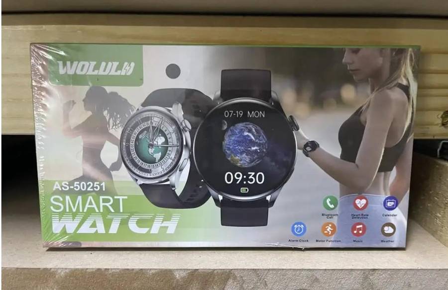 Smart Watch and Fitness Tracker AS50251