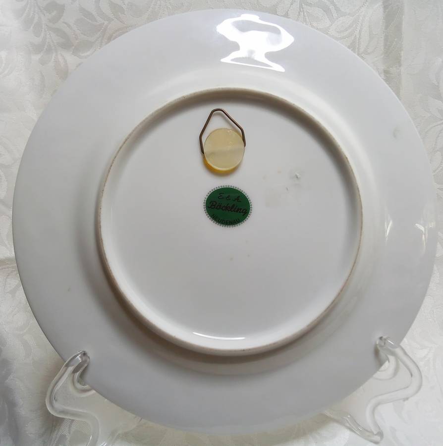 Gorgeous E&A Böckling Neudenau hand painted wall plate with lovely embossed edge