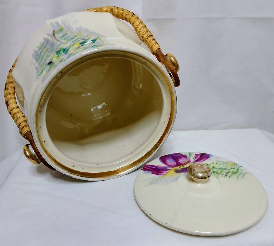 Stunning vintage Sadler biscuit barrel