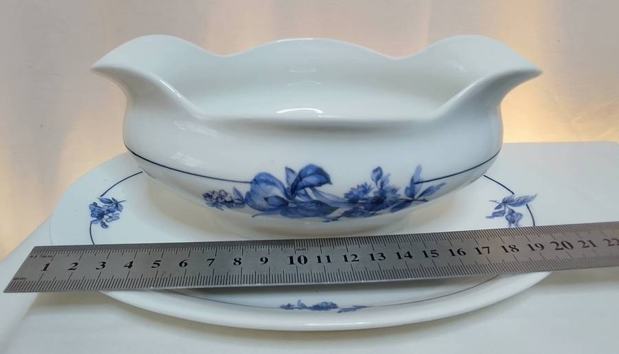 Pretty vintage Vista Alegre gravy boat with attached underplate (Portugal)