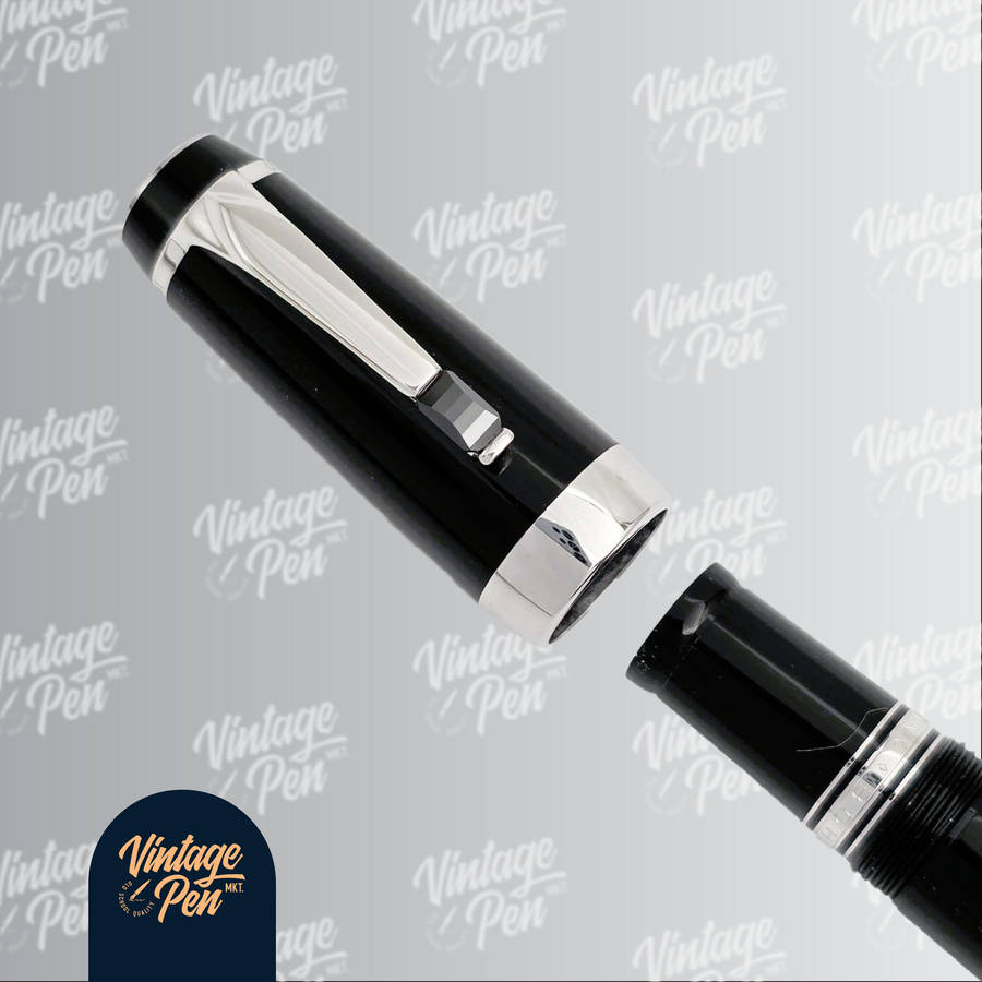 Montblanc Bohème Noir Fountain Pen  Platinum Line