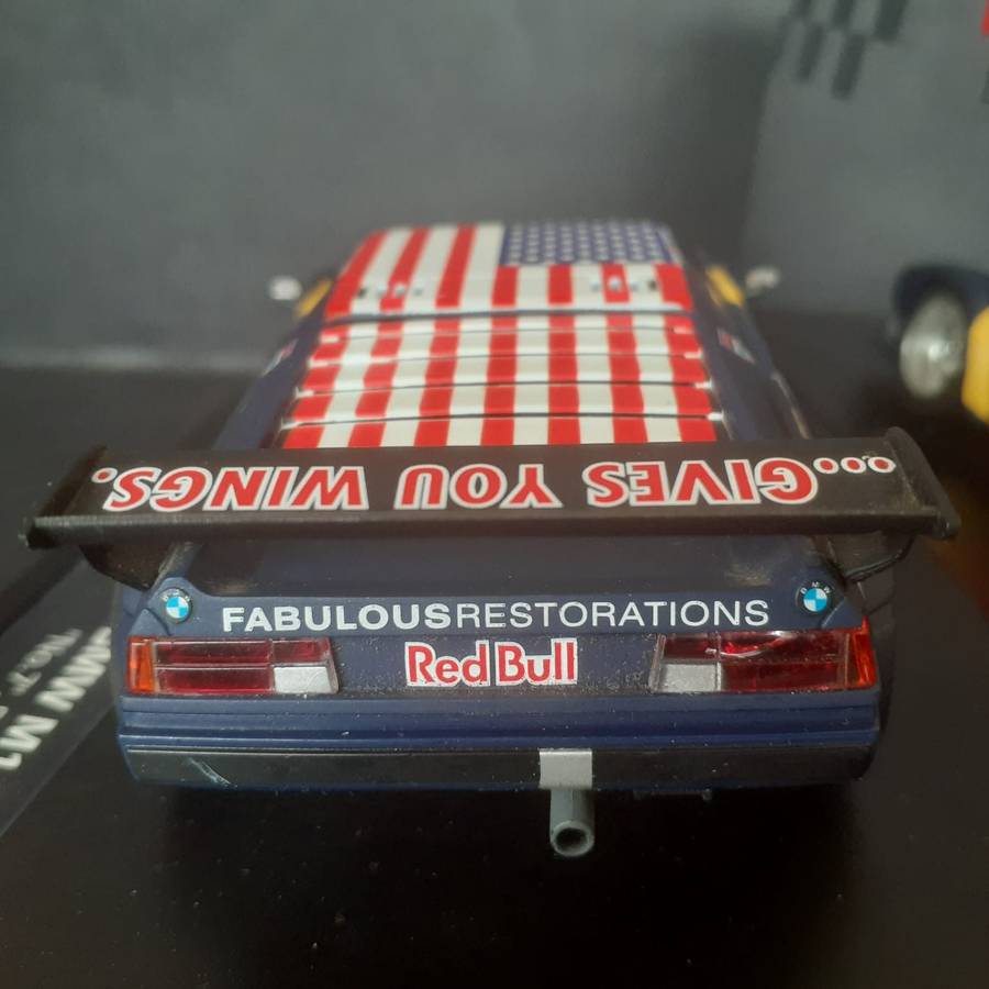 Carrera Evolution 27604 BMW M1 Procar Red Bull Boxed