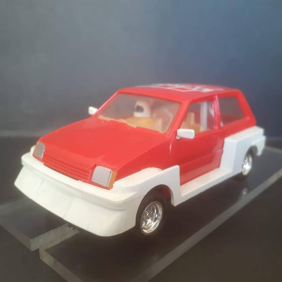 Scalextric C214 MG Metro 6R4 Total