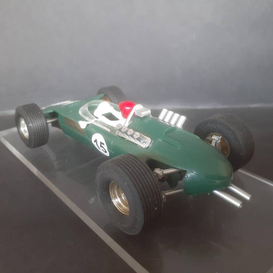 Scalextric C5 Europa Vee Race Tuned Powersledge