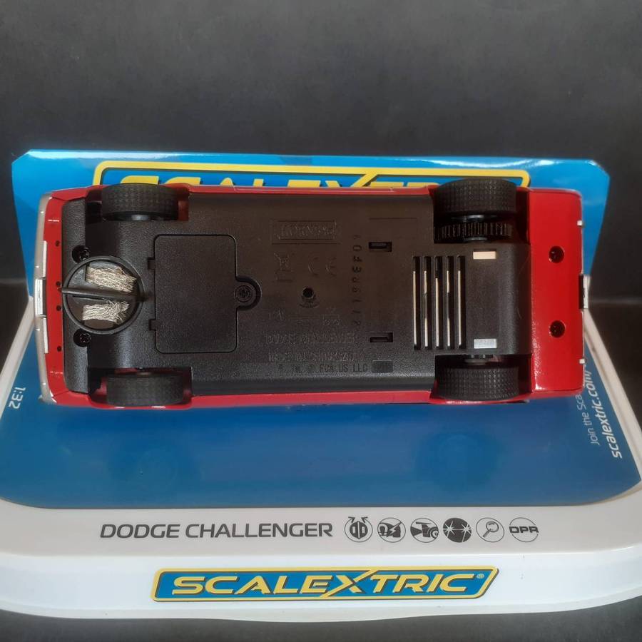 Scalextric C4065 Dodge Challenger Mint Boxed