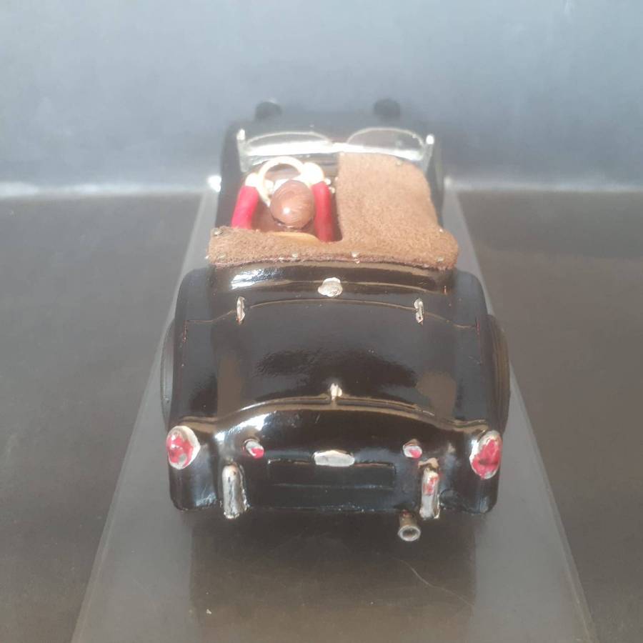 Triumph TR2 Built-up Slot Car
