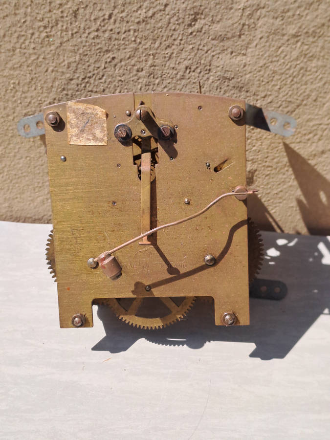 clock movement Brits Enfield