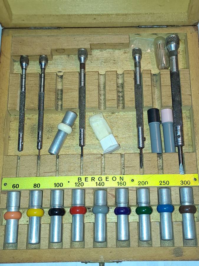 Bergeon screw drivers with extra tips in original box