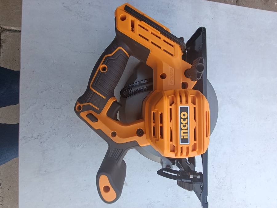 INGCO cordless circular saw 185mm 20v BOXED