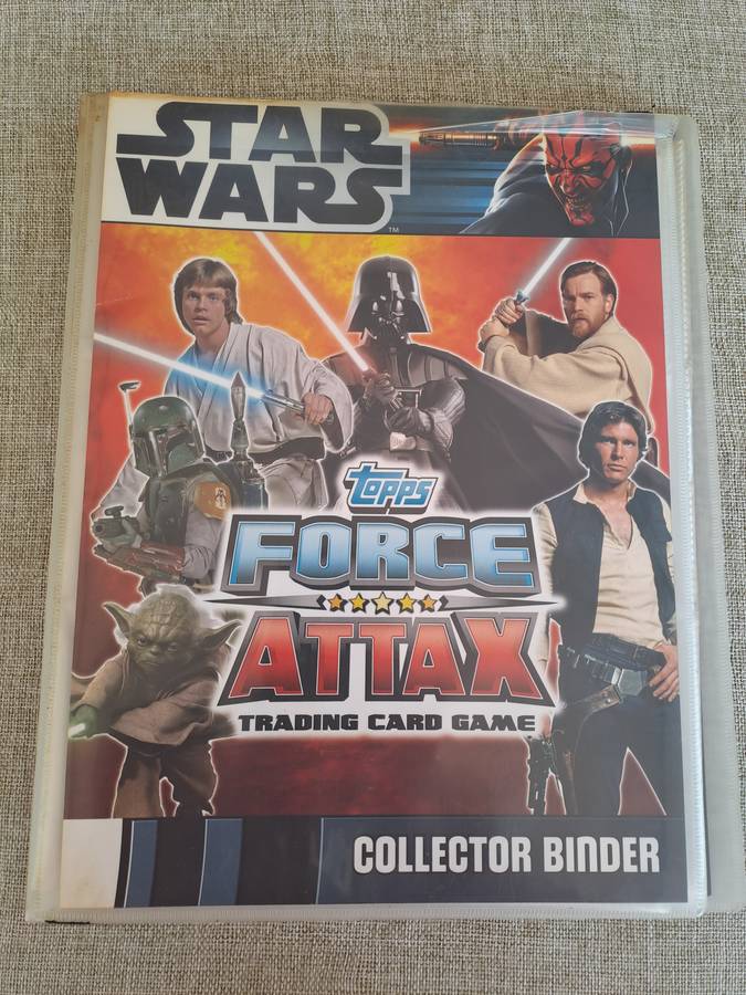 Star Wars Topps Force Attax Trading Card Game Binder and 31 Cards - 2012