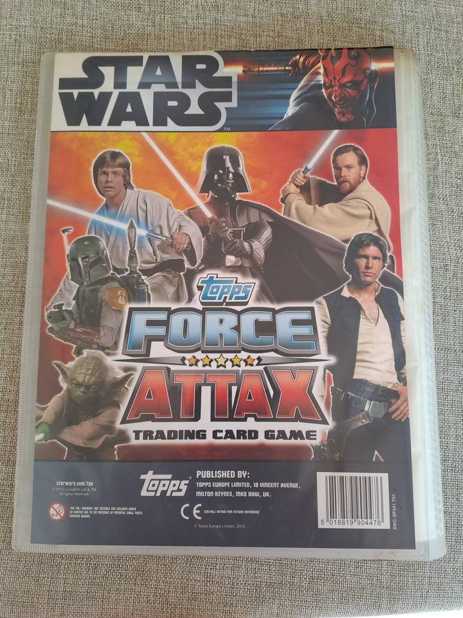 Star Wars Topps Force Attax Trading Card Game Binder and 31 Cards - 2012