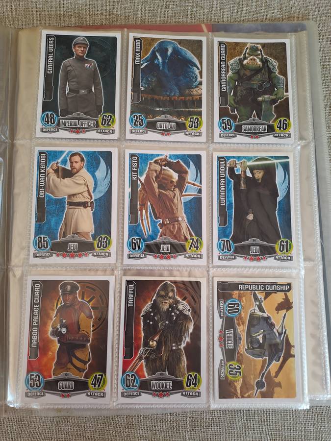 Star Wars Topps Force Attax Trading Card Game Binder and 31 Cards - 2012