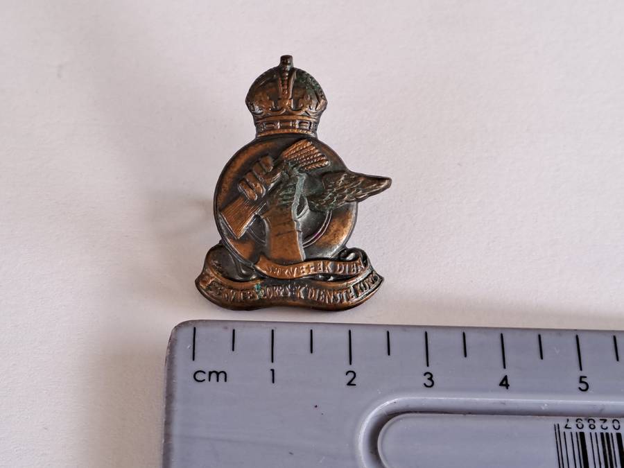 SADF Q-Services Corps Cap Badge