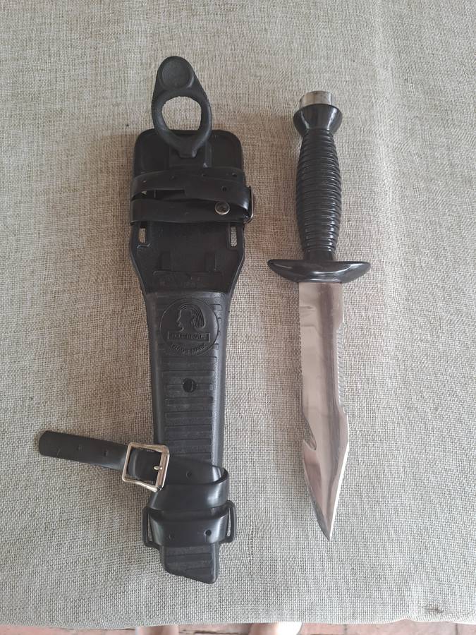Eternal Trade Mark Divers Knife
