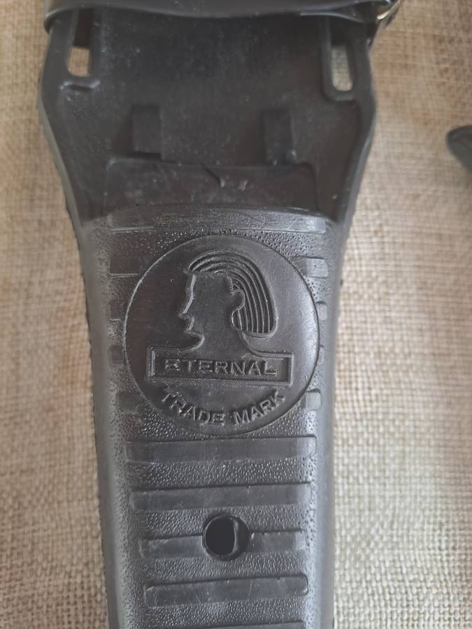 Eternal Trade Mark Divers Knife