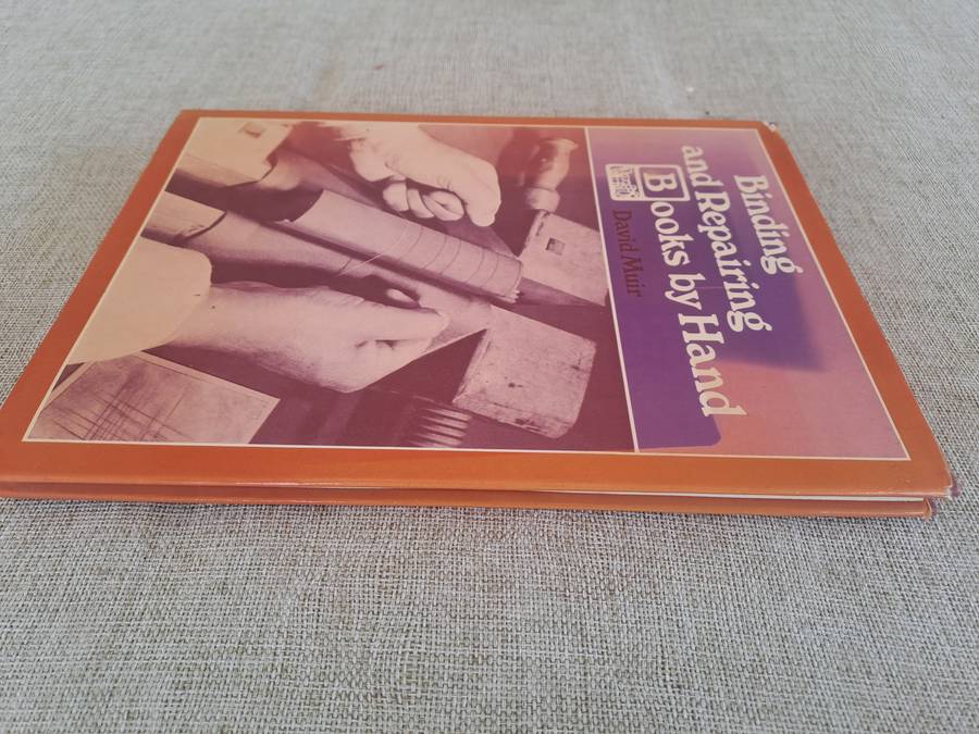 Binding and repairing books by hand - David Muir