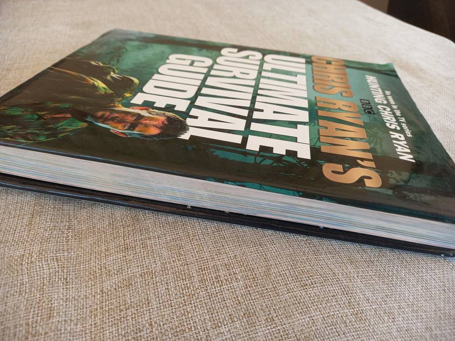 Chris Ryan's Ultimate Survival Guide