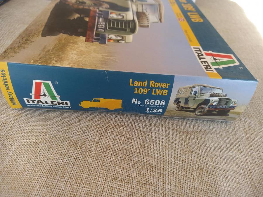 Land Rover 109' LWB 1/35 scale - Italeri