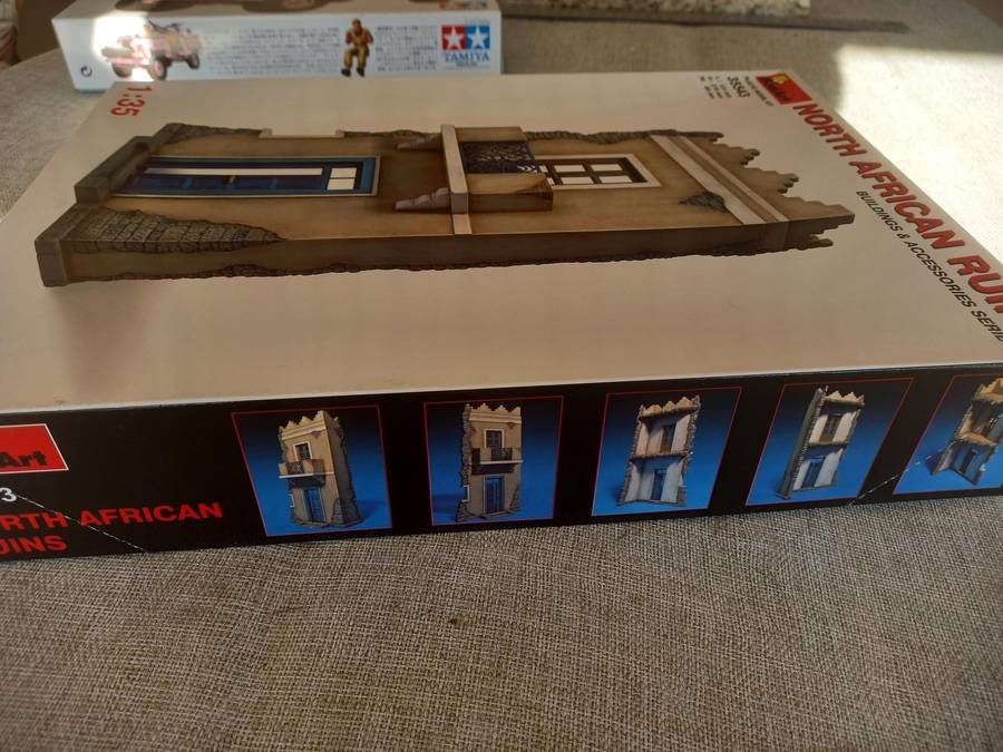 North African Ruins - buildings and accessories series - 1/35 scale - MiniArt