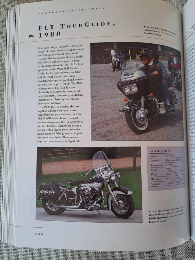 The Ultimate Motoring Encyclopedia - Roland Brown & Mac McDiarmid