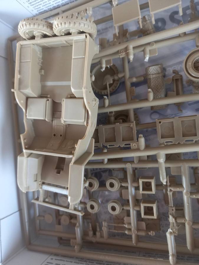 British Special Air Service Jeep - 1/35 miniature series no 33 - Tamiya