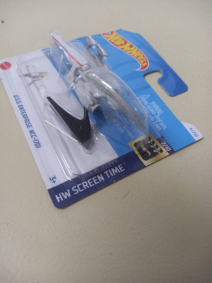 Star Trek - U.S.S. Enterprise NCC-1701 - Hot Wheels
